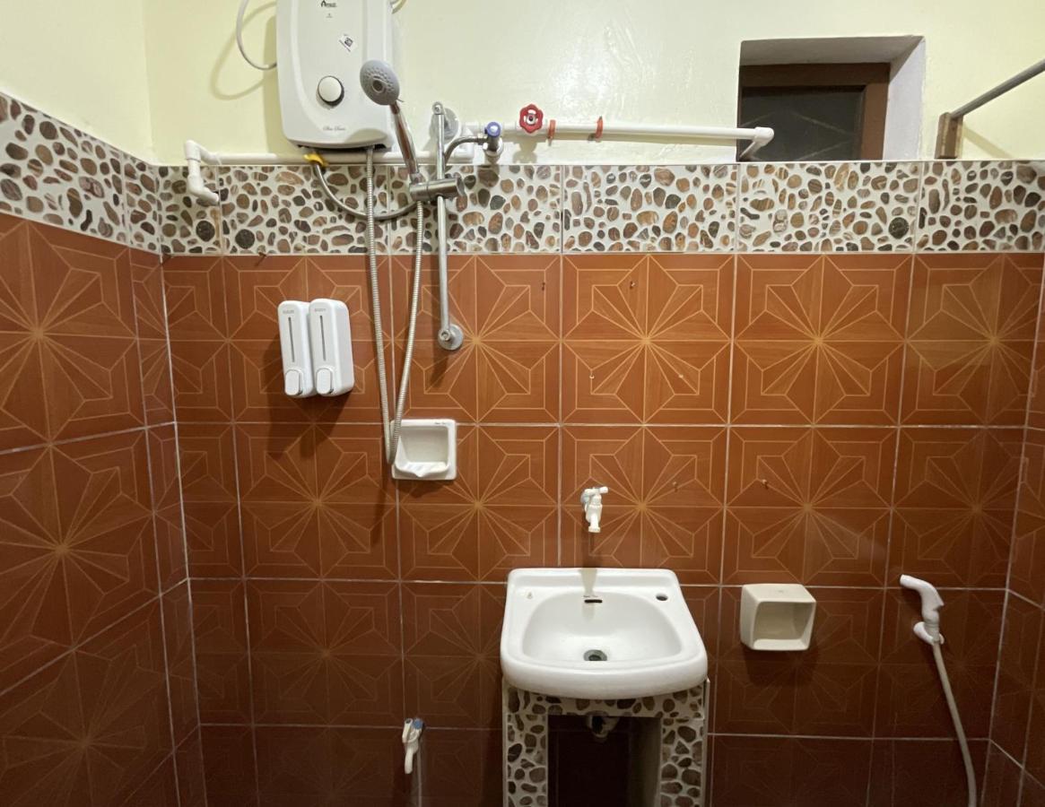 Lisa'S Guesthouse Basdiot Dış mekan fotoğraf